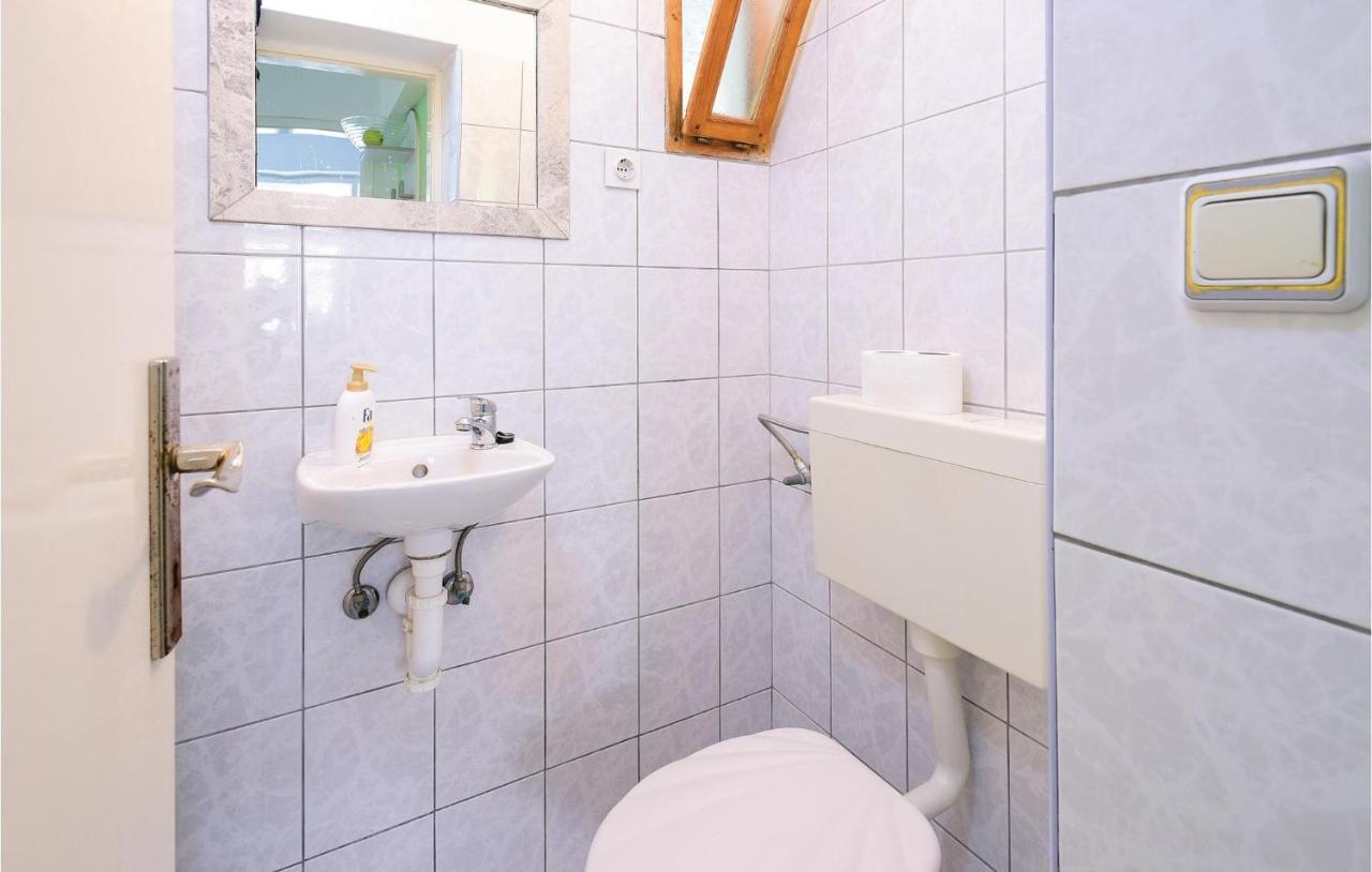 4 Bedroom Lovely Home In Žuljana エクステリア 写真